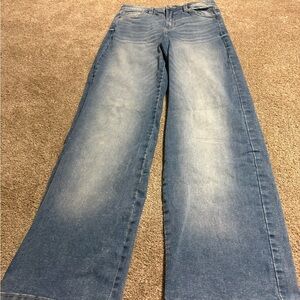 Refuge Light Blue straight jeans with a little flare